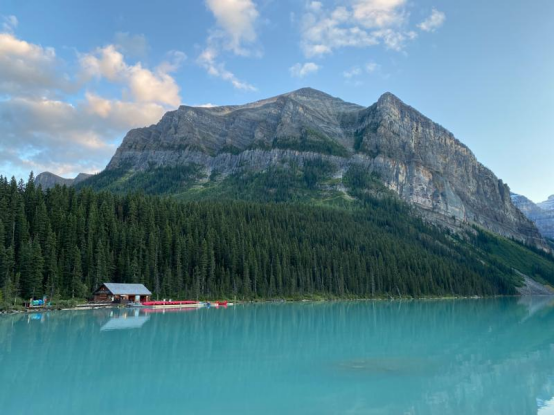 The Ultimate 7-Day Banff In-Depth Tour: Exploring Lake Louise & The Rockies