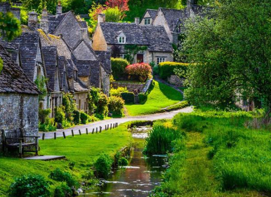 The Ultimate Guide to Exploring the Cotswolds: Britain’s Heart