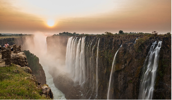 The Ultimate Guide to Victoria Falls: History, Culture, and Awe